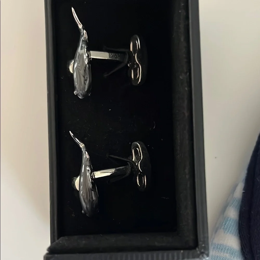 JOS.A. Bank shark cufflink and shark socks, Metcalf combed cotton size8-12